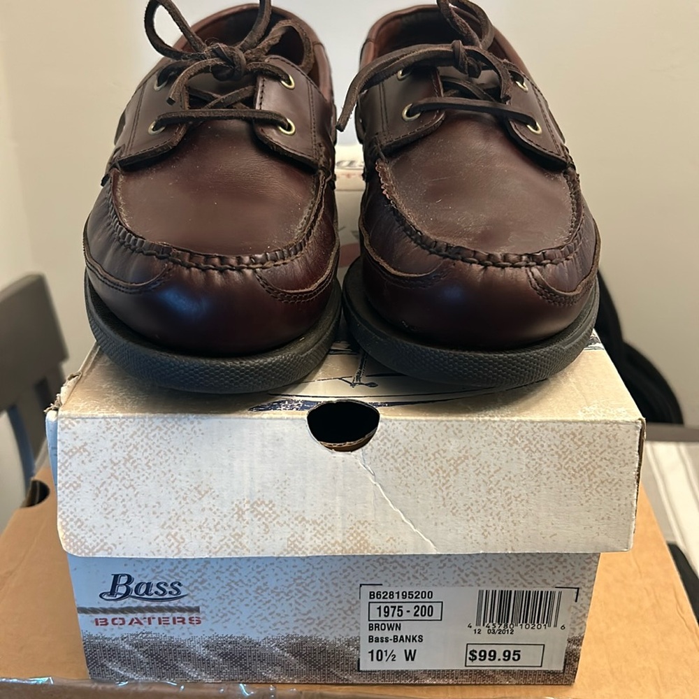Mens Brown lace up shoes